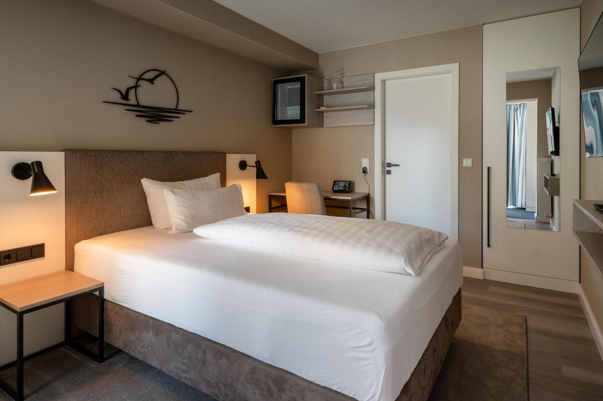 Hotel Am Schlosspark Garni Χούζουμ Εξωτερικό φωτογραφία