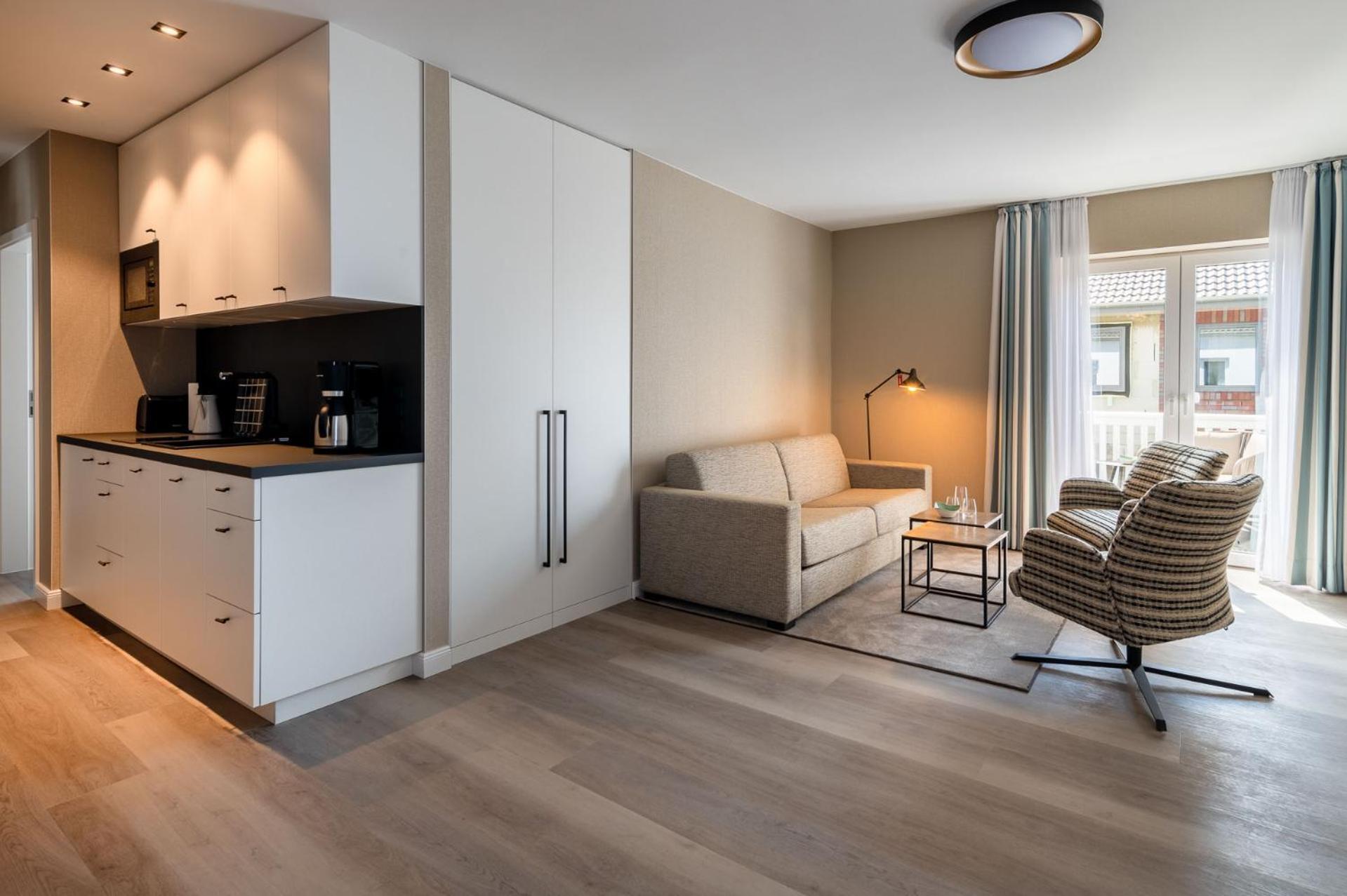 Hotel Am Schlosspark Garni Χούζουμ Εξωτερικό φωτογραφία
