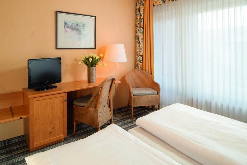 Hotel Am Schlosspark Garni Χούζουμ Εξωτερικό φωτογραφία